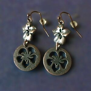 Vintage Style Elegant Floral Drop Earrings